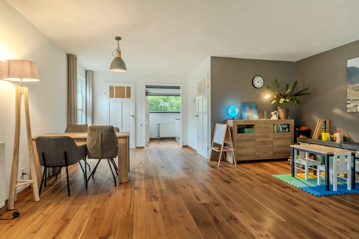 Foto 10 van Distelbergstraat 20