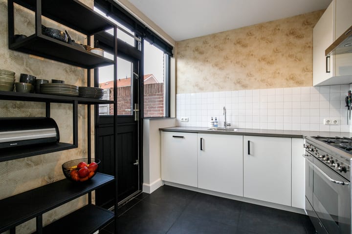 Photo 18 of Prins Alexanderlaan 69