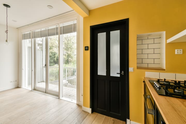 Photo 8 of Bestevâerstraat 151-1