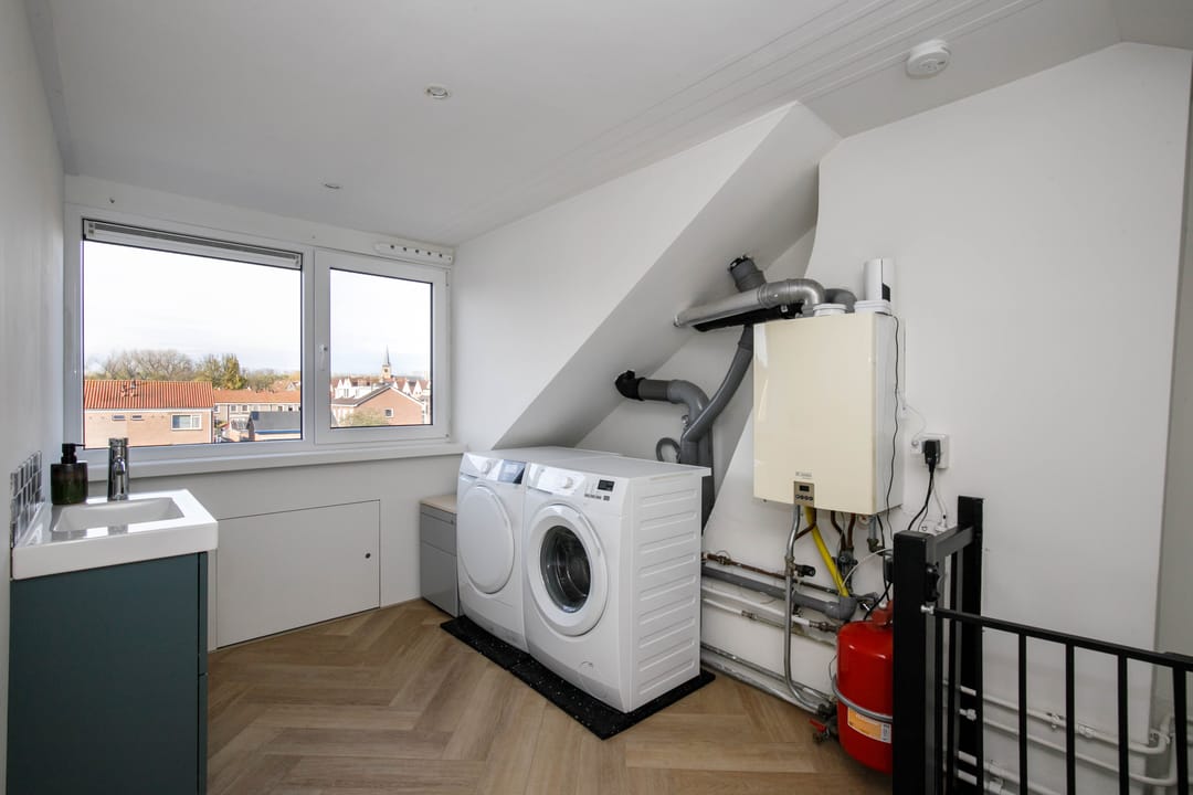 Foto 28 van Prins Alexanderlaan 69