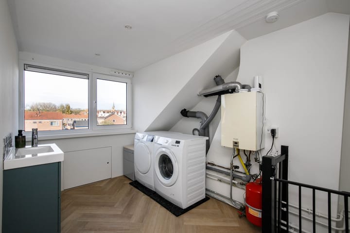 Photo 28 of Prins Alexanderlaan 69