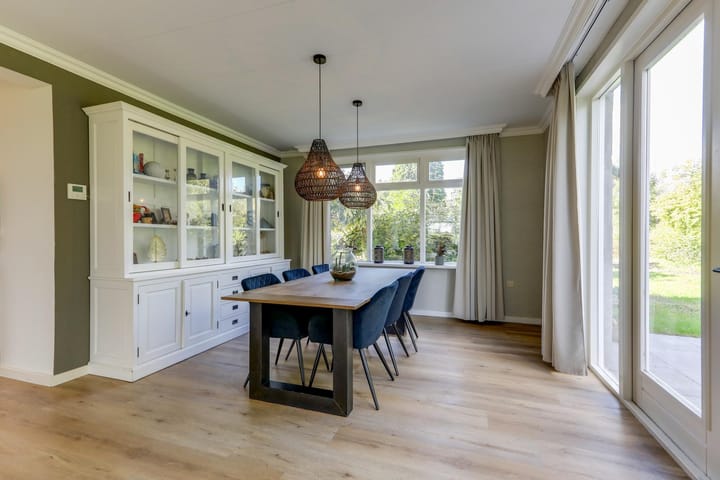 Photo 23 of Monseigneur Hendriksenstraat 18-A