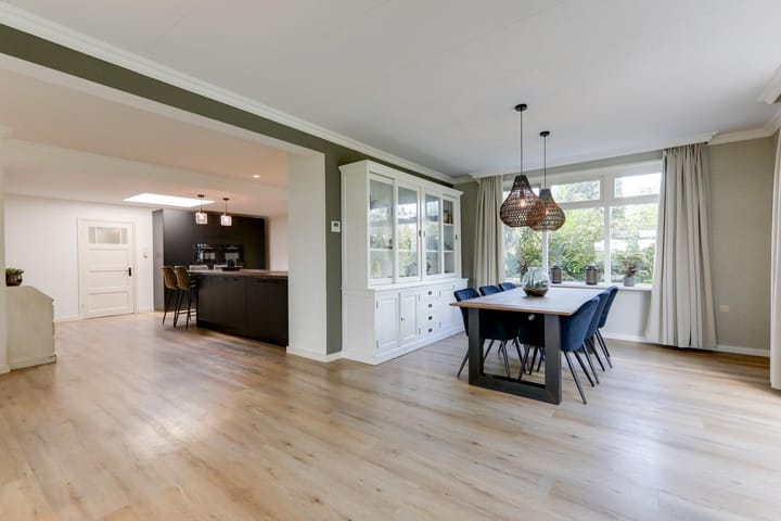 Photo 26 of Monseigneur Hendriksenstraat 18-A