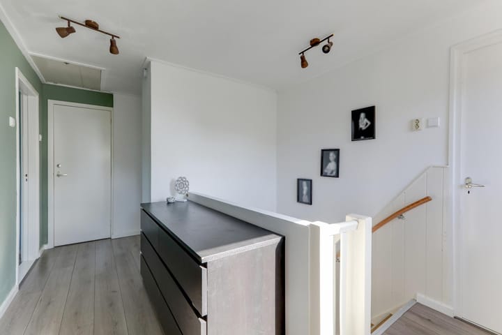 Photo 35 of Monseigneur Hendriksenstraat 18-A