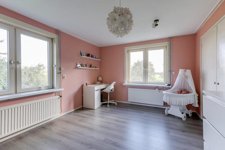 Photo 39 of Monseigneur Hendriksenstraat 18-A