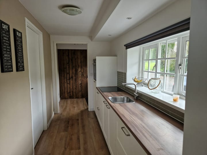 Photo 44 of Monseigneur Hendriksenstraat 18-A