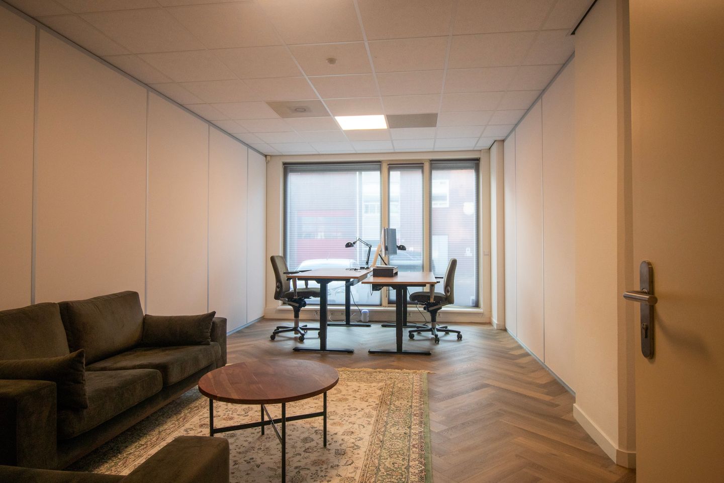 View photo 1 of Stationsstraat 1-r