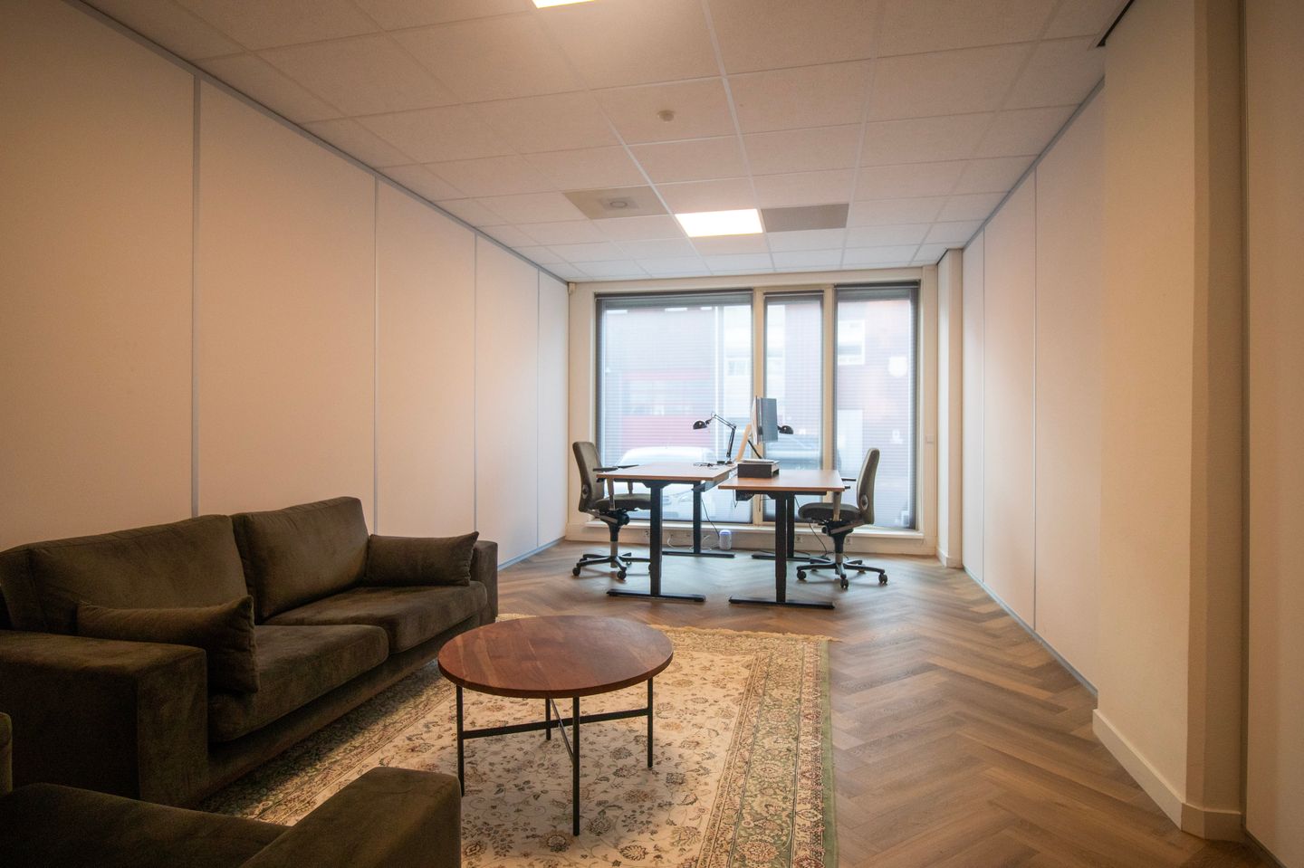 View photo 2 of Stationsstraat 1-r