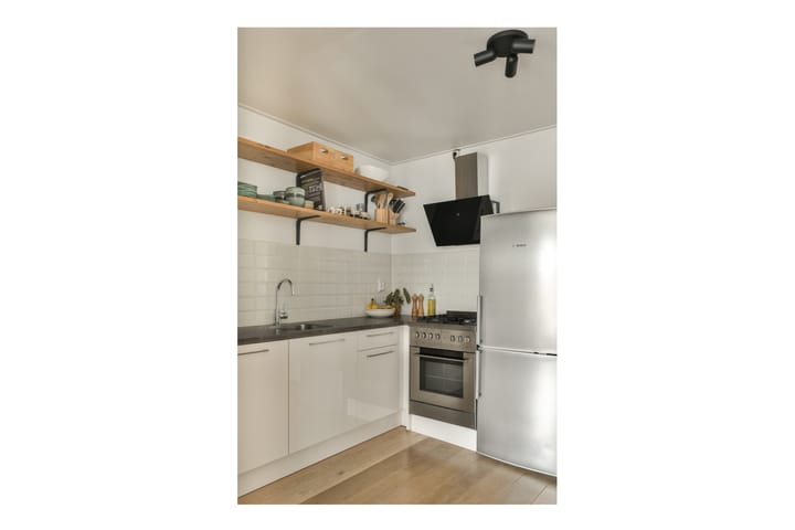 Photo 8 of Haarlemmerstraat 60-3