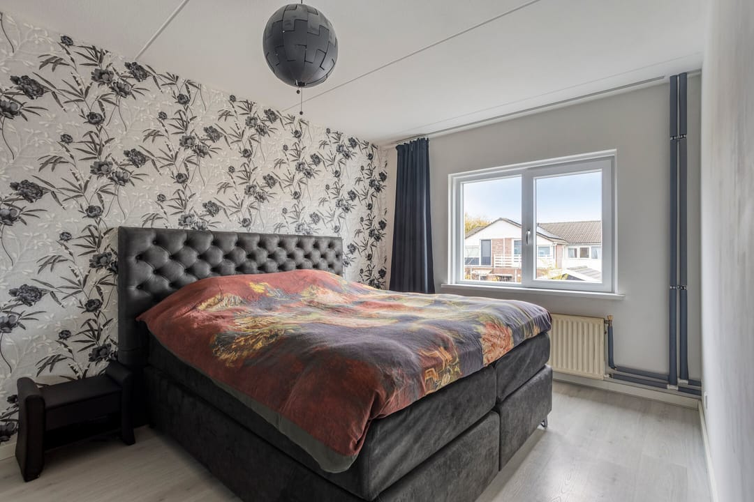 Photo 16 of Botertonstraat 17