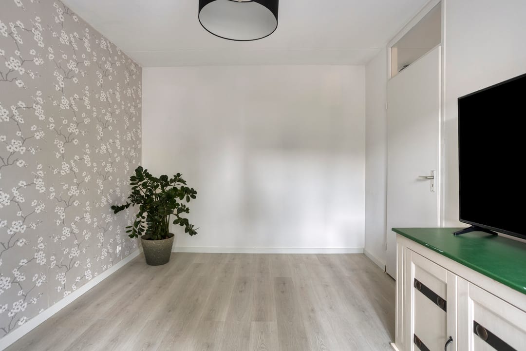Photo 22 of Botertonstraat 17