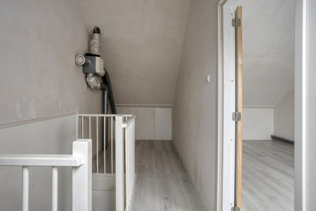 Photo 26 of Botertonstraat 17