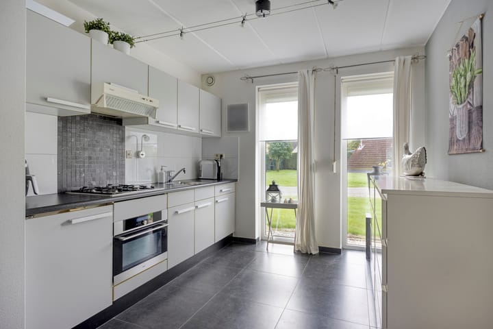 Photo 12 of Zwembadweg 2-B142