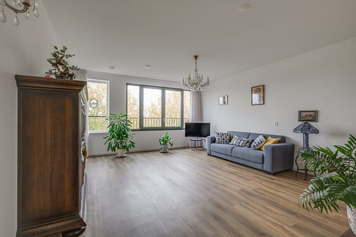 Photo 6 of Ommedijk 64