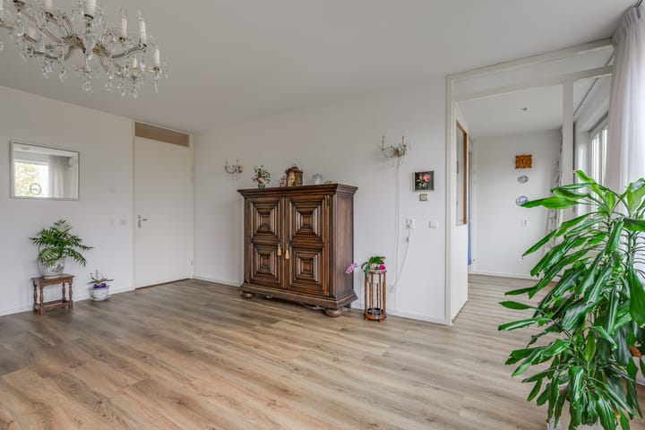 Photo 9 of Ommedijk 64