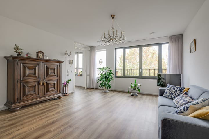 Photo 10 of Ommedijk 64