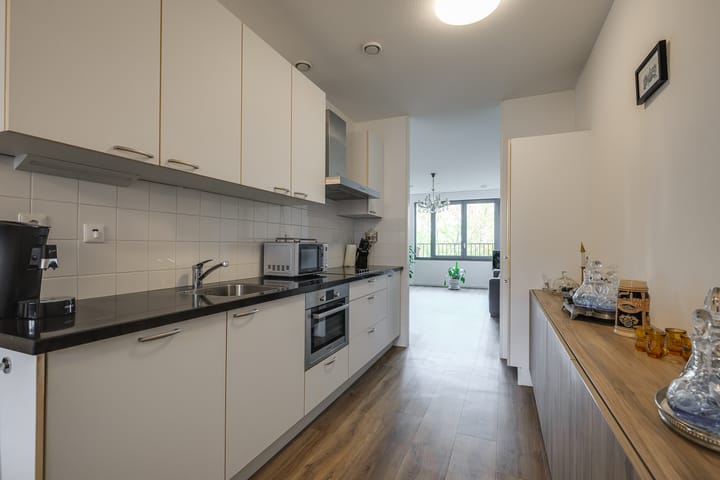 Photo 15 of Ommedijk 64