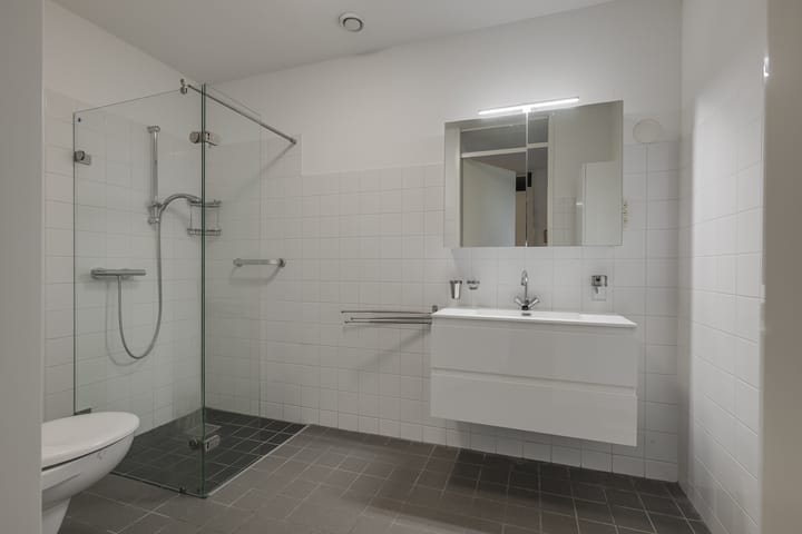 Photo 23 of Ommedijk 64