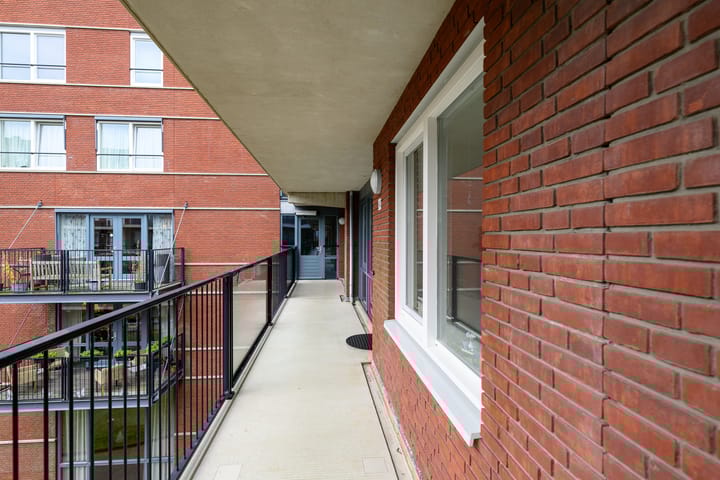 Photo 31 of Ommedijk 64