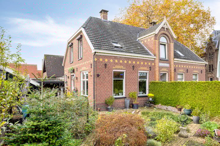 Photo 1 of Dorpsstraat 39