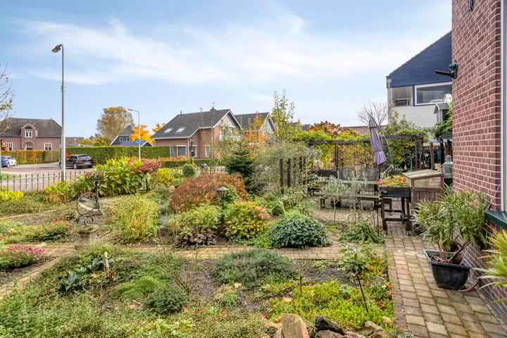 Photo 8 of Dorpsstraat 39