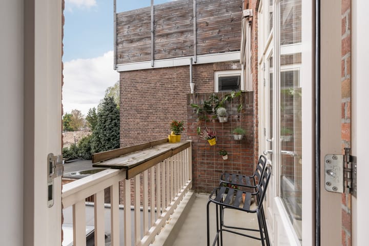 Photo 16 of Willem Beukelszoonstraat 84