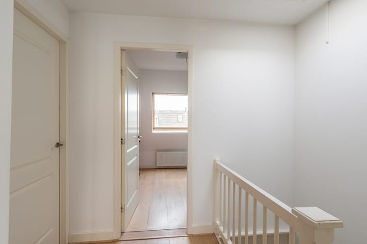 Photo 22 of Willem Beukelszoonstraat 84