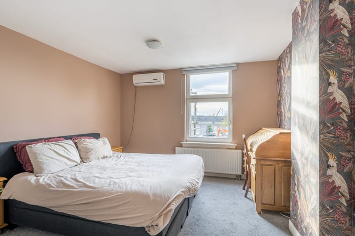 Photo 24 of Willem Beukelszoonstraat 84