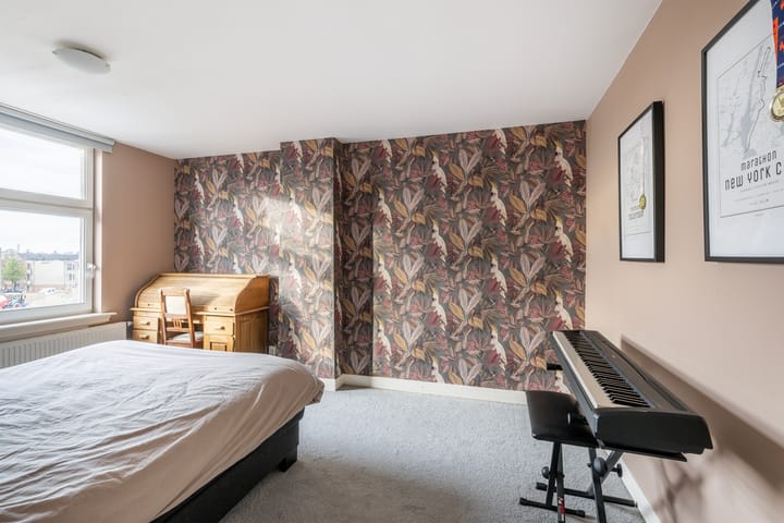 Photo 26 of Willem Beukelszoonstraat 84