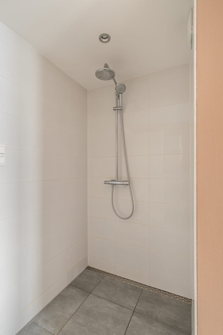 Photo 32 of Willem Beukelszoonstraat 84