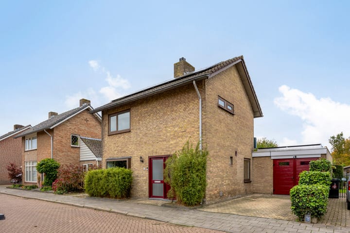 Pater van den Elsenstraat 60