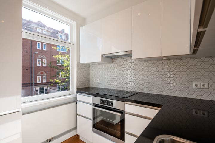 Foto 8 van Pienemanstraat 12