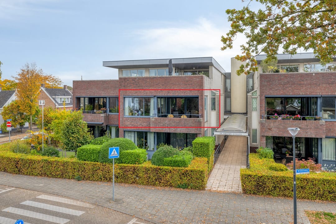 Foto 1 van Middenweg 1-B6