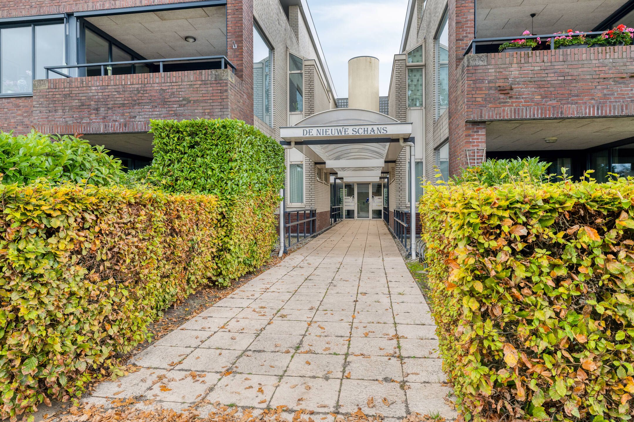 Foto 6 van Middenweg 1-B6