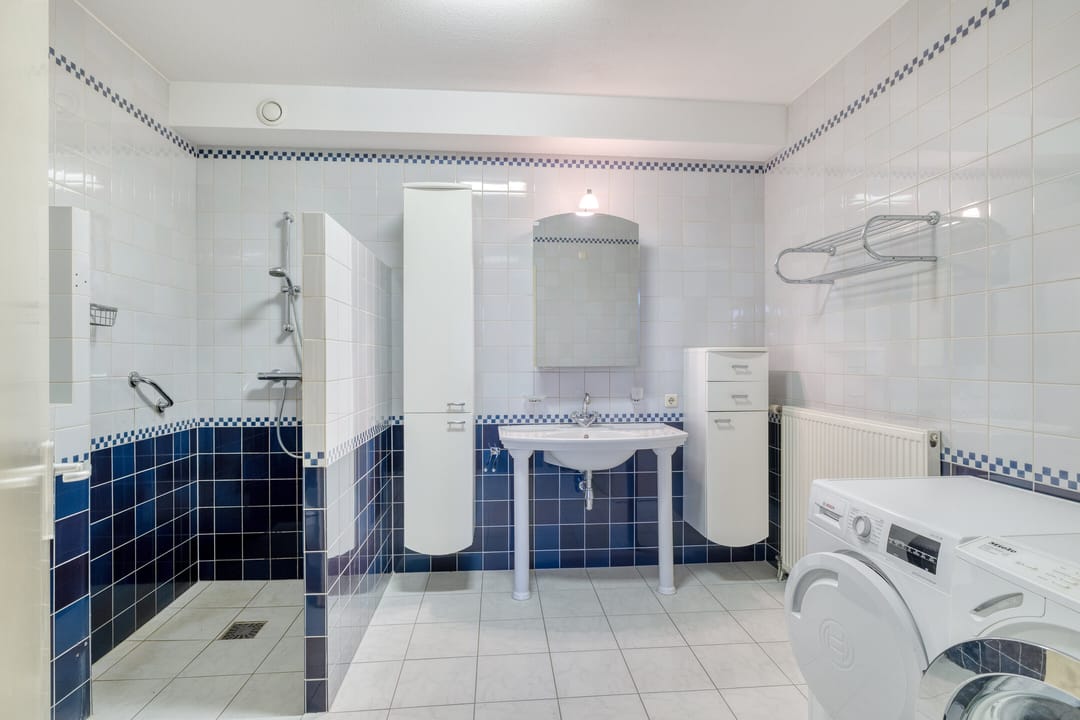 Foto 26 van Middenweg 1-B6