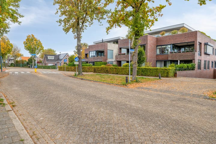 Foto 39 van Middenweg 1-B6