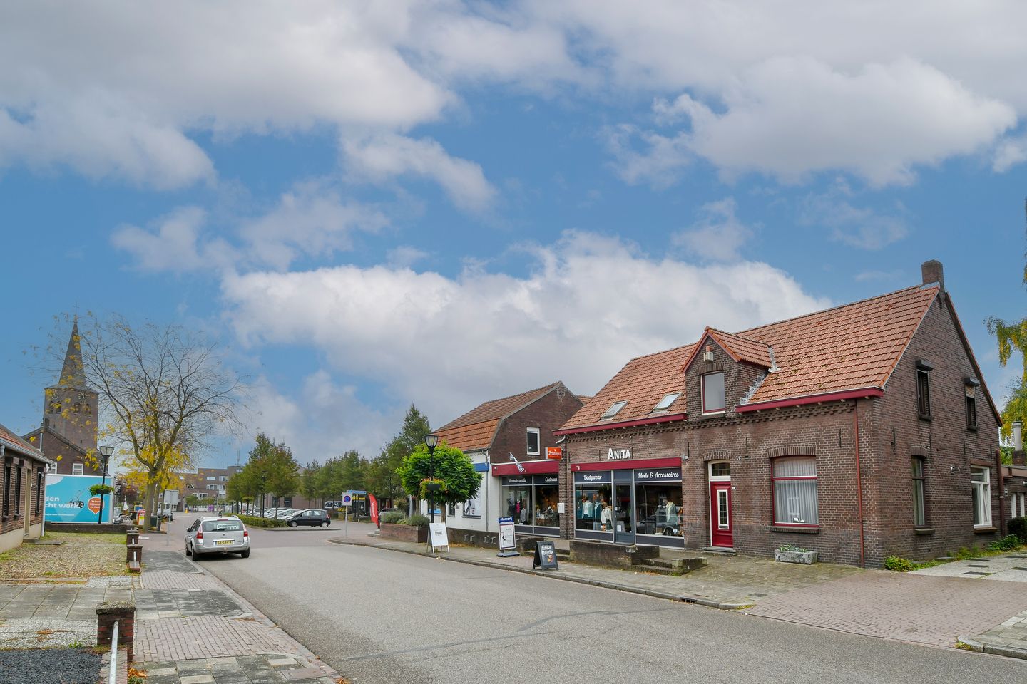 View photo 3 of Roggelseweg 9-a