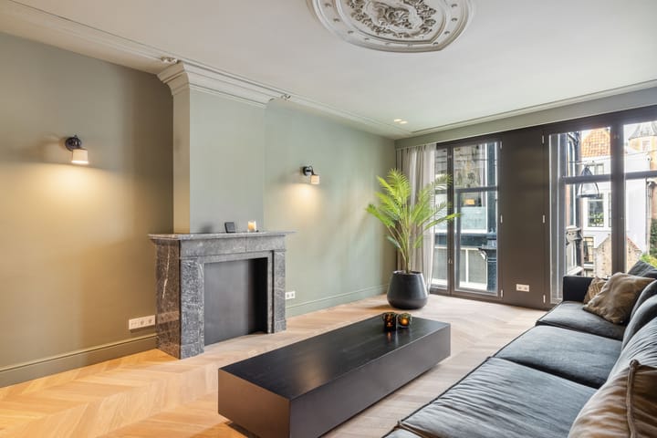 Foto 14 van Pelserstraat 4