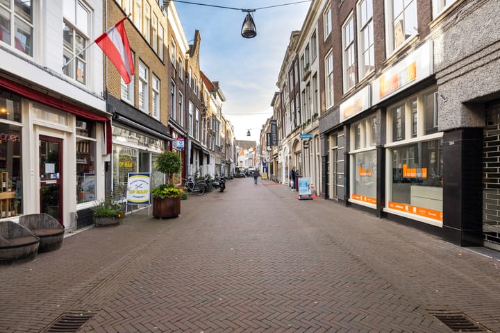 Foto 61 van Pelserstraat 4