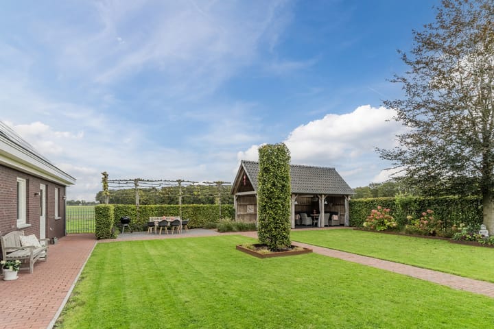 Foto 66 van Kapelledries 2-A