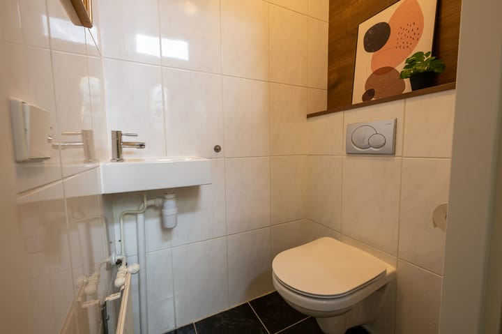 Photo 11 of Pruikenmakerstraat 45