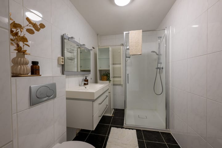 Photo 16 of Pruikenmakerstraat 45