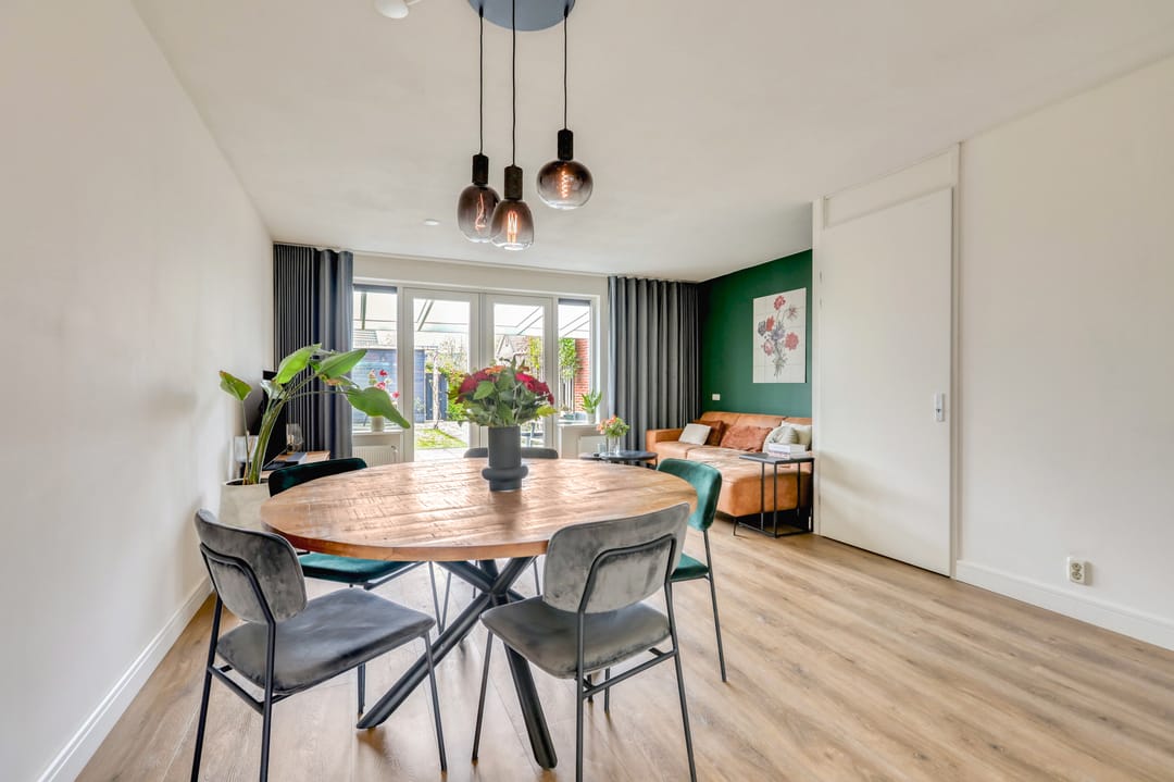 Photo 17 of Vriesschestraat 50