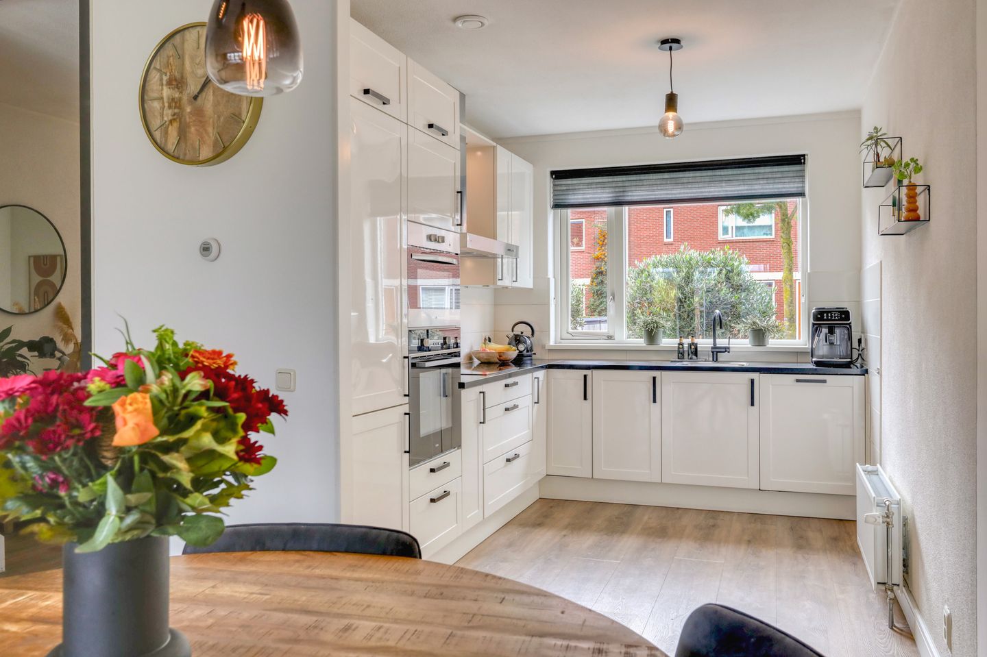 Photo 20 of Vriesschestraat 50