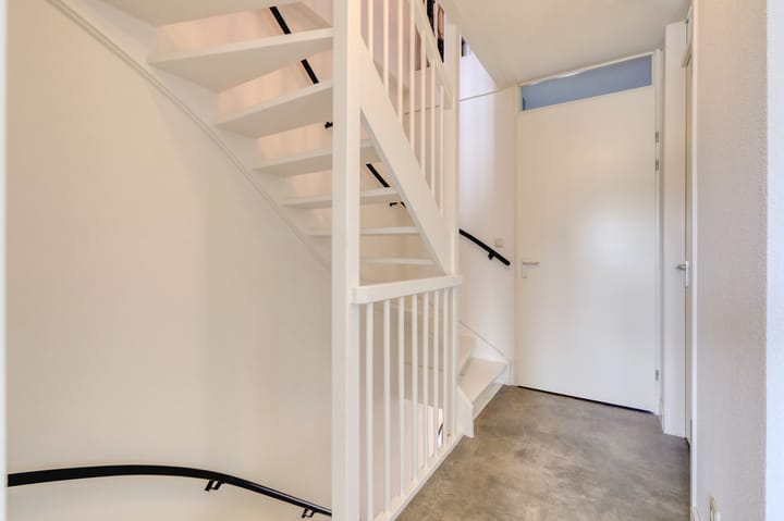 Photo 21 of Vriesschestraat 50