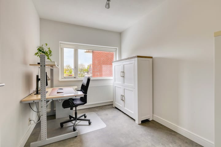 Photo 28 of Vriesschestraat 50