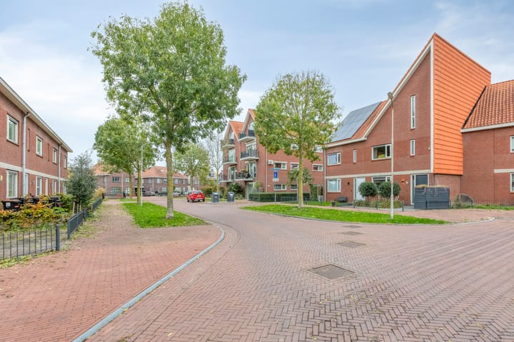 Photo 53 of Vriesschestraat 50