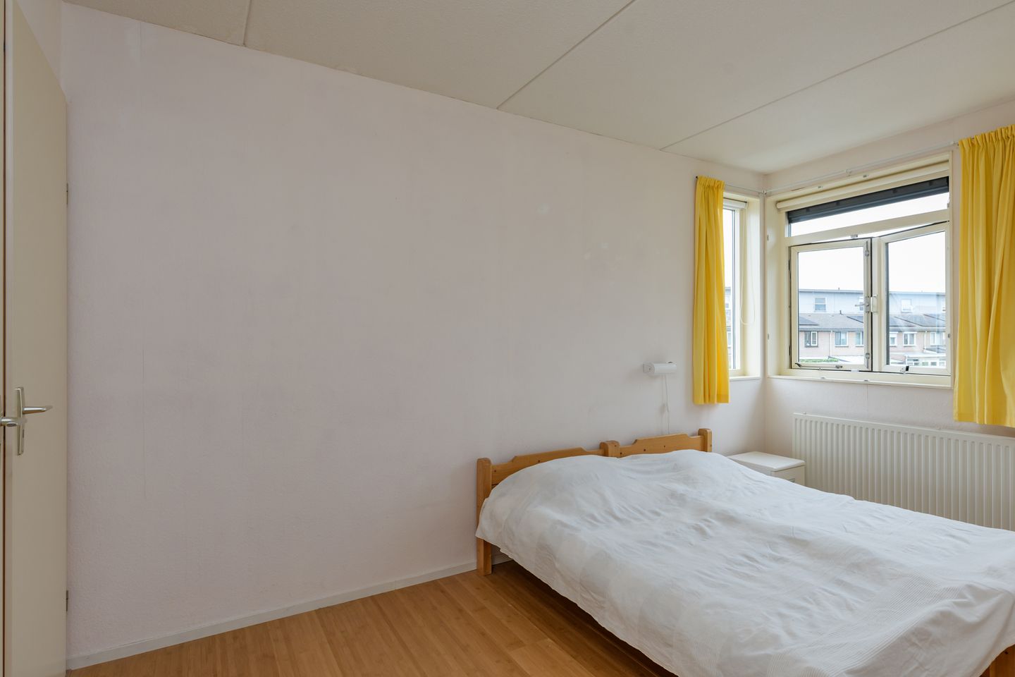 Photo 20 of Ien Dalessingel 35