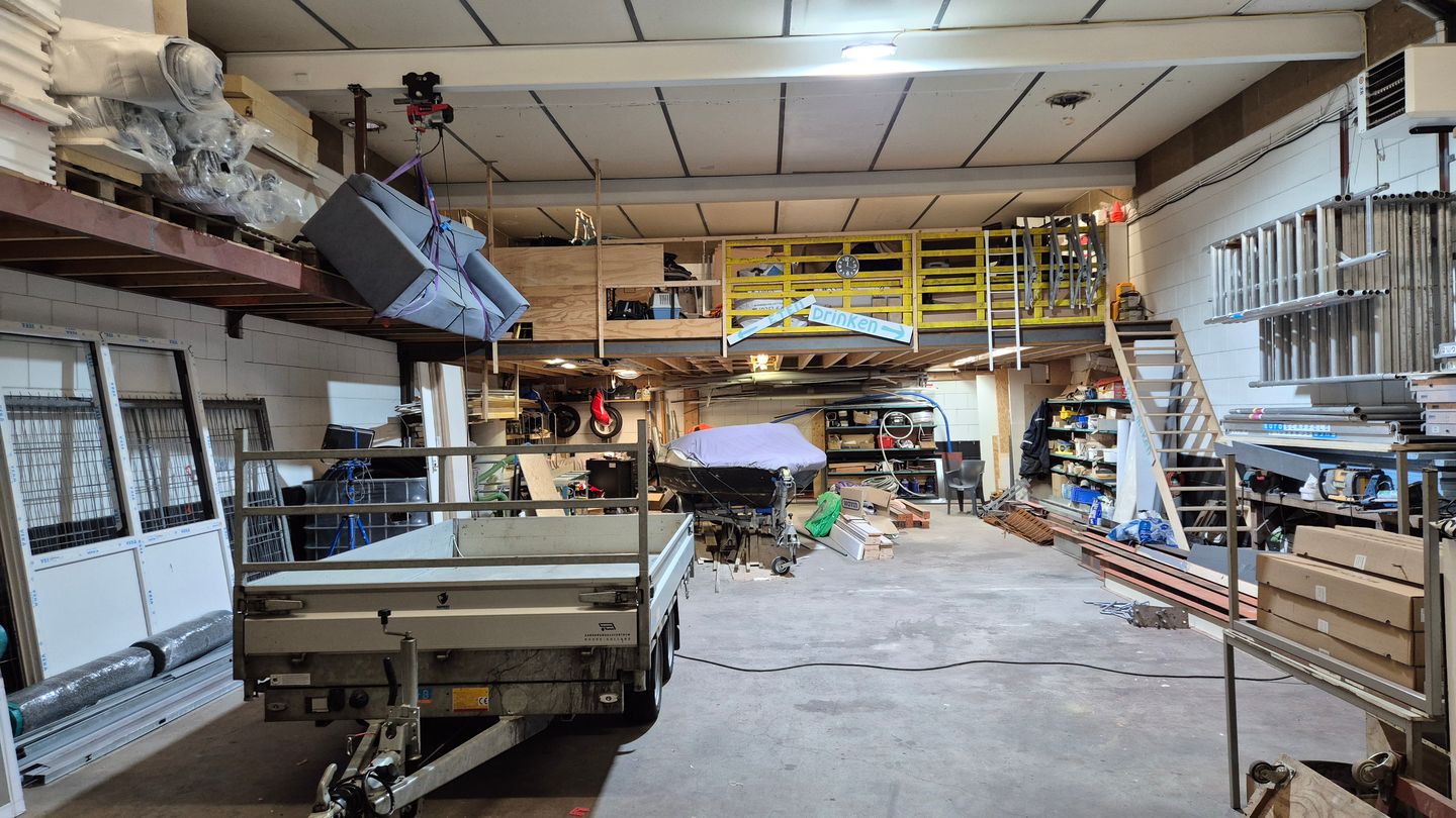 Bekijk foto 2 van Industrieweg 102