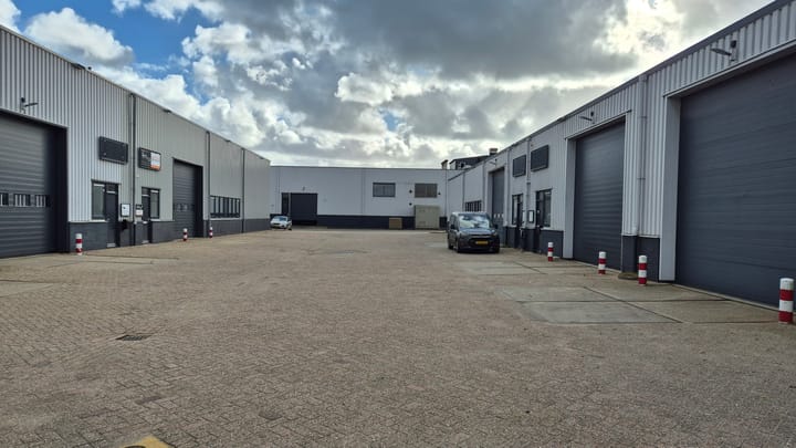 Industrieweg 102, Westknollendam